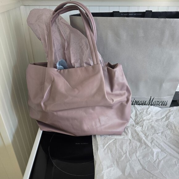 Neiman's Premiere Client VIP Handbag Traincase w/ Hermes Armani NARS +more - Picture 1 of 9
